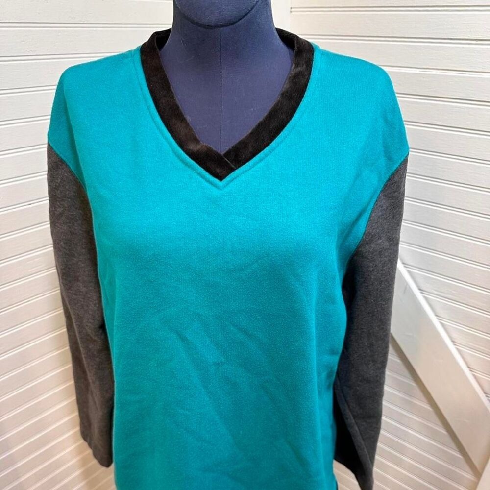Women's Vintage Sweater Size Medium Pacer Two-tone Color-block teal black V-neck